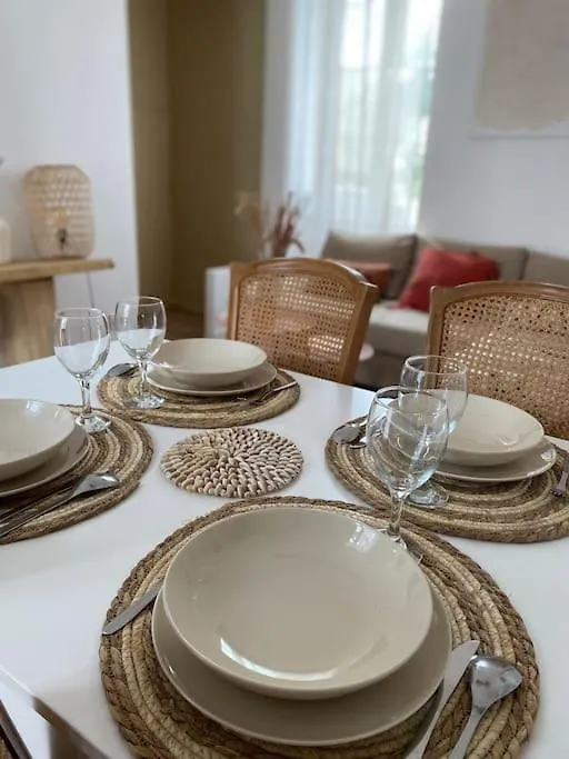 T2 L'Evasion - Terrasse - Parking Gratuit - Climatisation Apartment Bagneres-de-Bigorre France